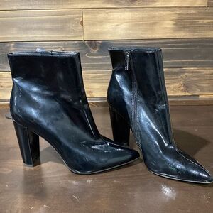 Jessica Simpson Teddi Patent Side Zip Pointed Toe Heeled Ankle Boots Size 9.5